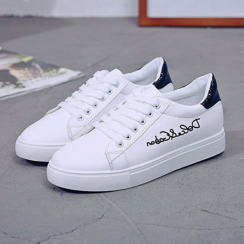 Dolçe & Gabbanà White Laced Sneakers For Women