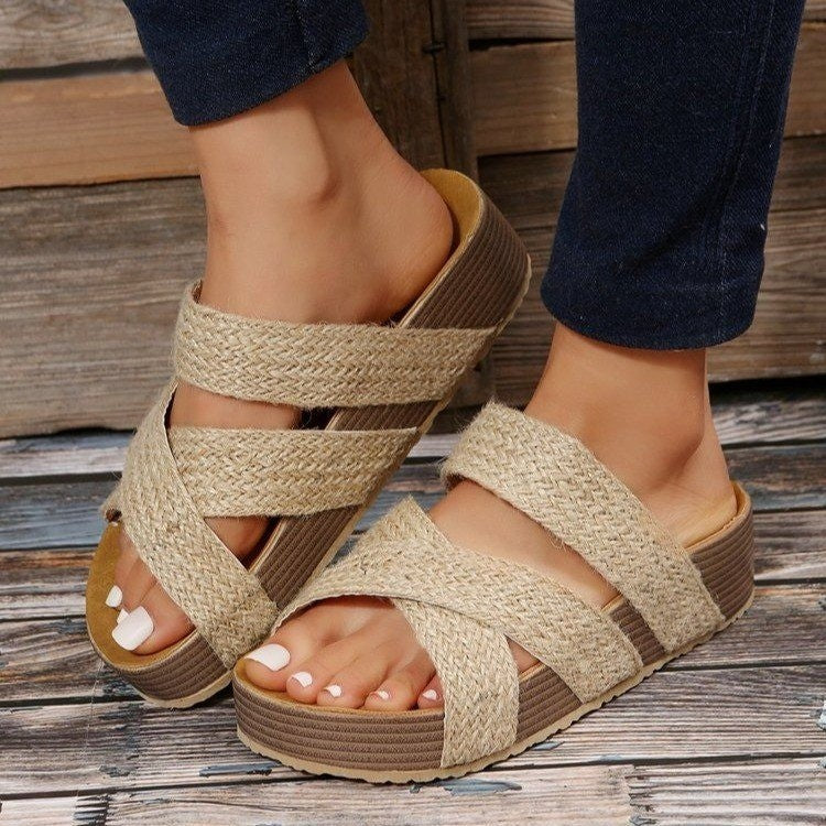 Woven Cross-strap Slippers Summer Platform Sandals Women’s Flat Beach Shoes