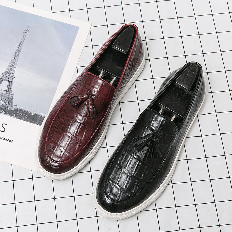 Men's Korean-style Business Casual Sneakers European Station Large Size Fashion Tassel Catwalk Slip On Leather Shoes